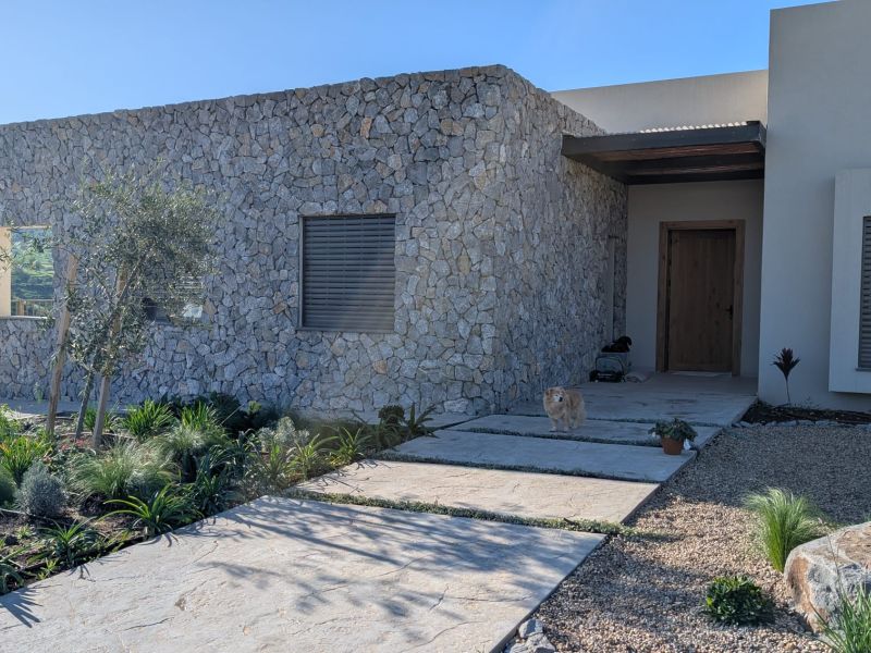 -2702261- אבן לקט סרדיניה גריי