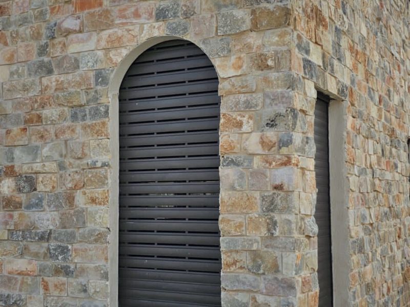 12022610 - אבן לקט יהודה