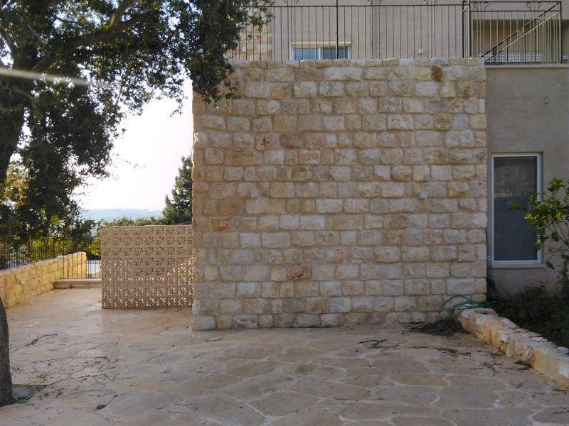 -05- חירבה עתיקה