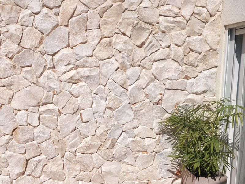 -1704261- אבן לקט סנו וויט