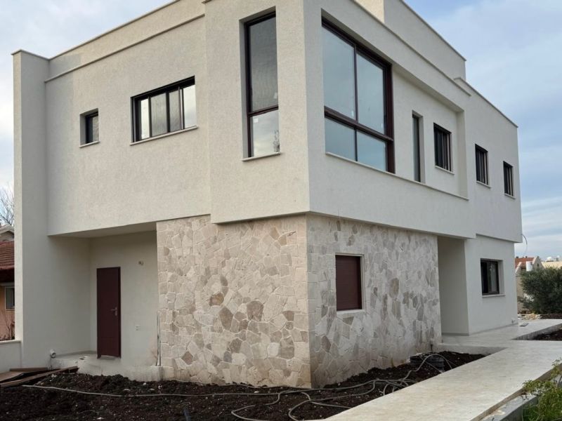 -2502261- אבן טרוורטין לייט משולבת טרוורטין נוצ'ה אמורפית