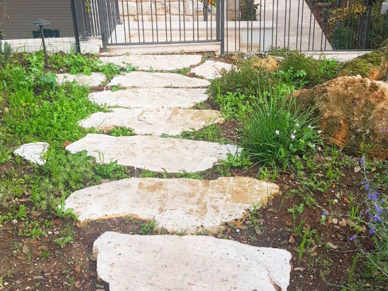 -110-אבן מדרך שכבות ישראלית
